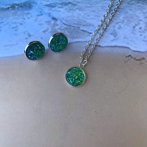 Aqua Green Druzy Necklace And Earring Set 18"